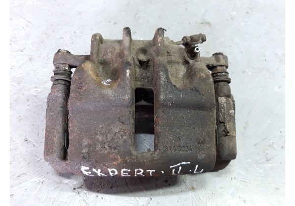 Супорт передній лівий R16 / D304 Expert II, Jumpy II, Scudo II, 1607731680 *
